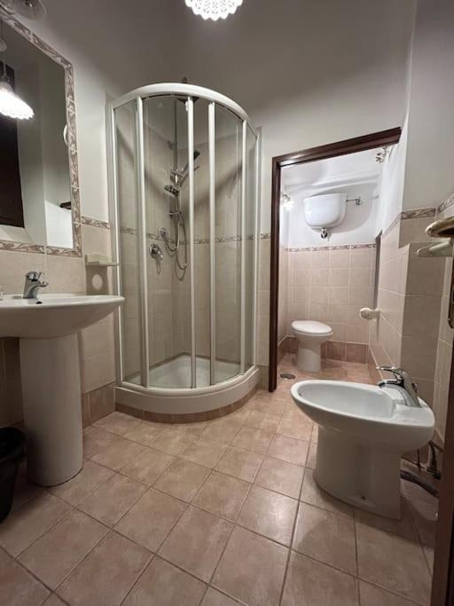 Edoardo'S Historic Apartment Roma Exterior foto