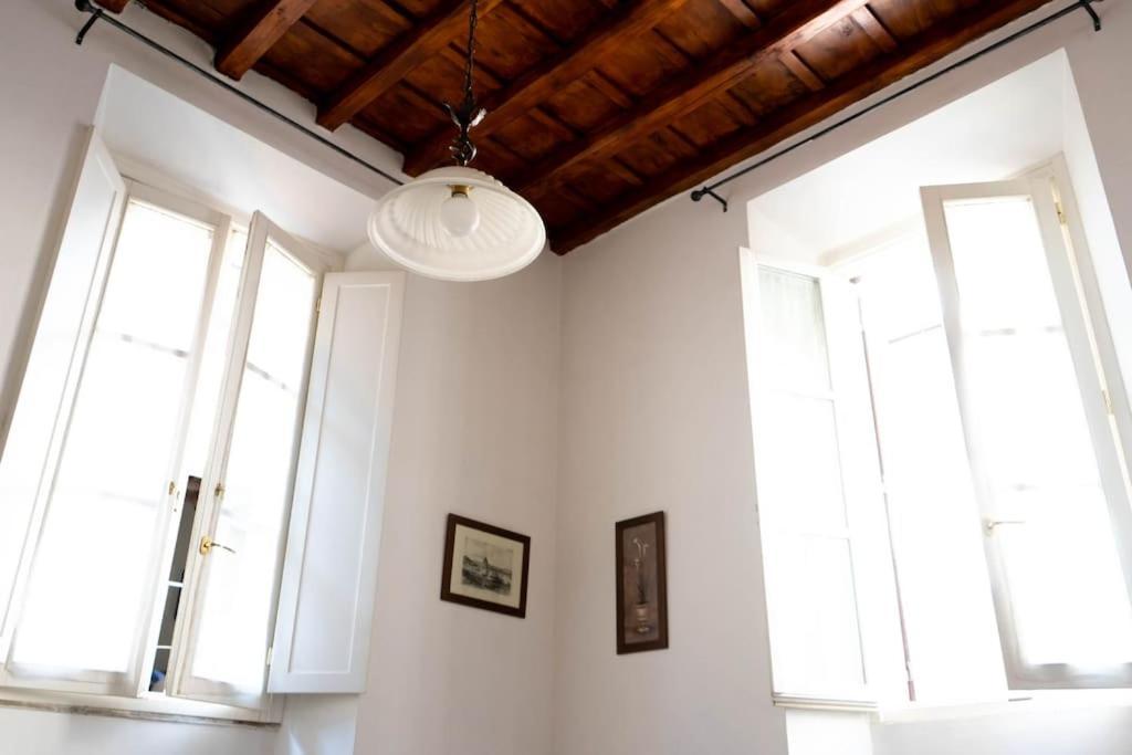 Edoardo'S Historic Apartment Roma Exterior foto
